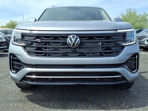 New 2026 Volkswagen Atlas SEL Premium R-Line image 2