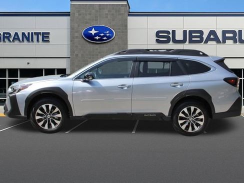 Certified 2025 Subaru Outback Limited AWD/4WD image 7