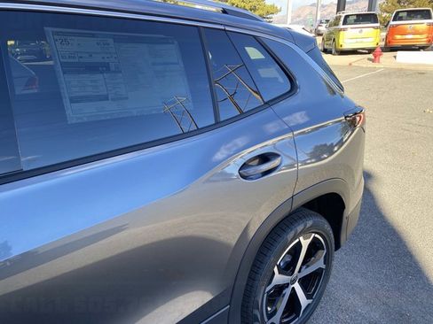New 2026 Volkswagen Tiguan SE AWD/4WD image 50