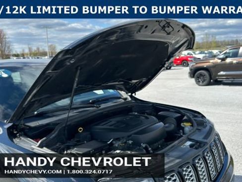Used 2021 Jeep Grand Cherokee Laredo X AWD/4WD image 39