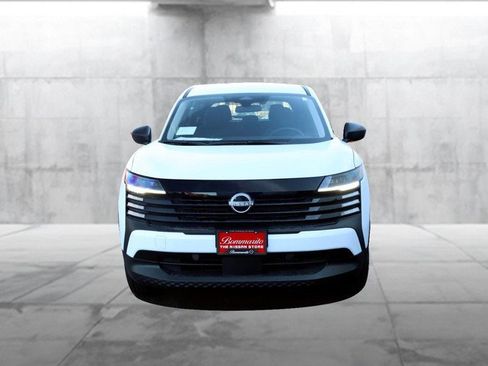 New 2026 Nissan Kicks S image 4