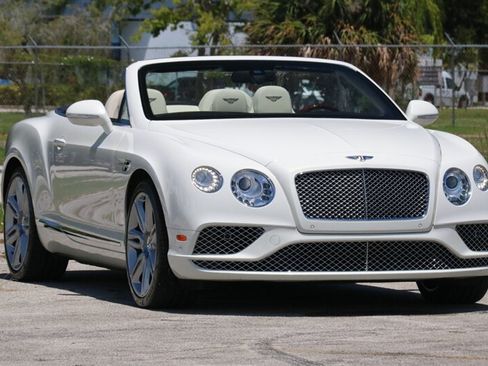 Used 2017 Bentley Continental GT AWD/4WD image 10