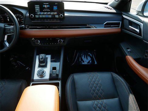 Used 2023 Mitsubishi Outlander SEL image 12