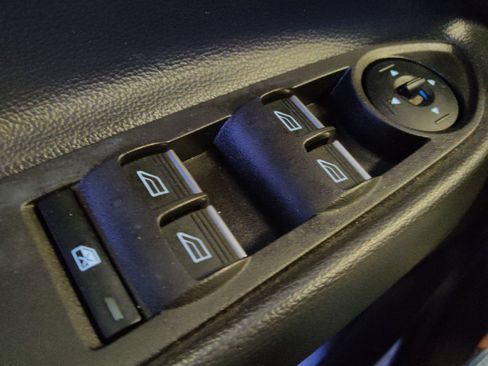 Used 2019 Ford Escape SE AWD/4WD image 27