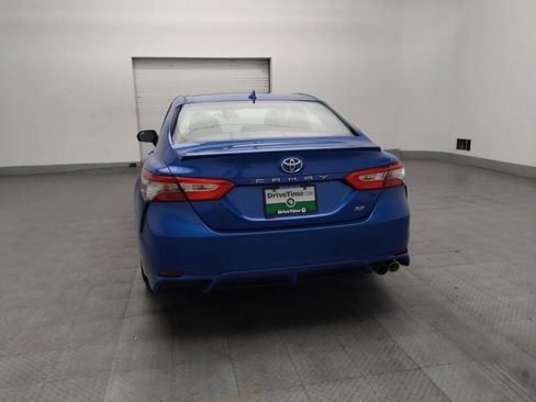 Used 2019 Toyota Camry SE FWD image 6