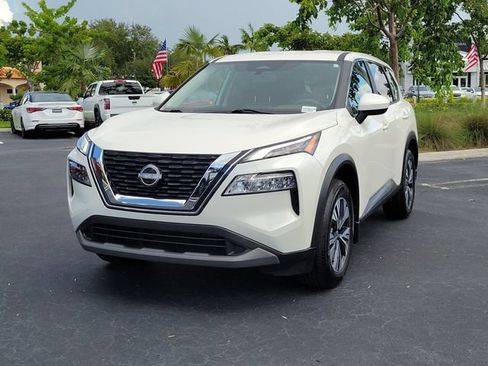 Used 2023 Nissan Rogue SV FWD image 28