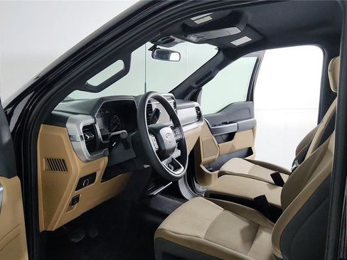 Used 2023 Ford F150 XLT image 10