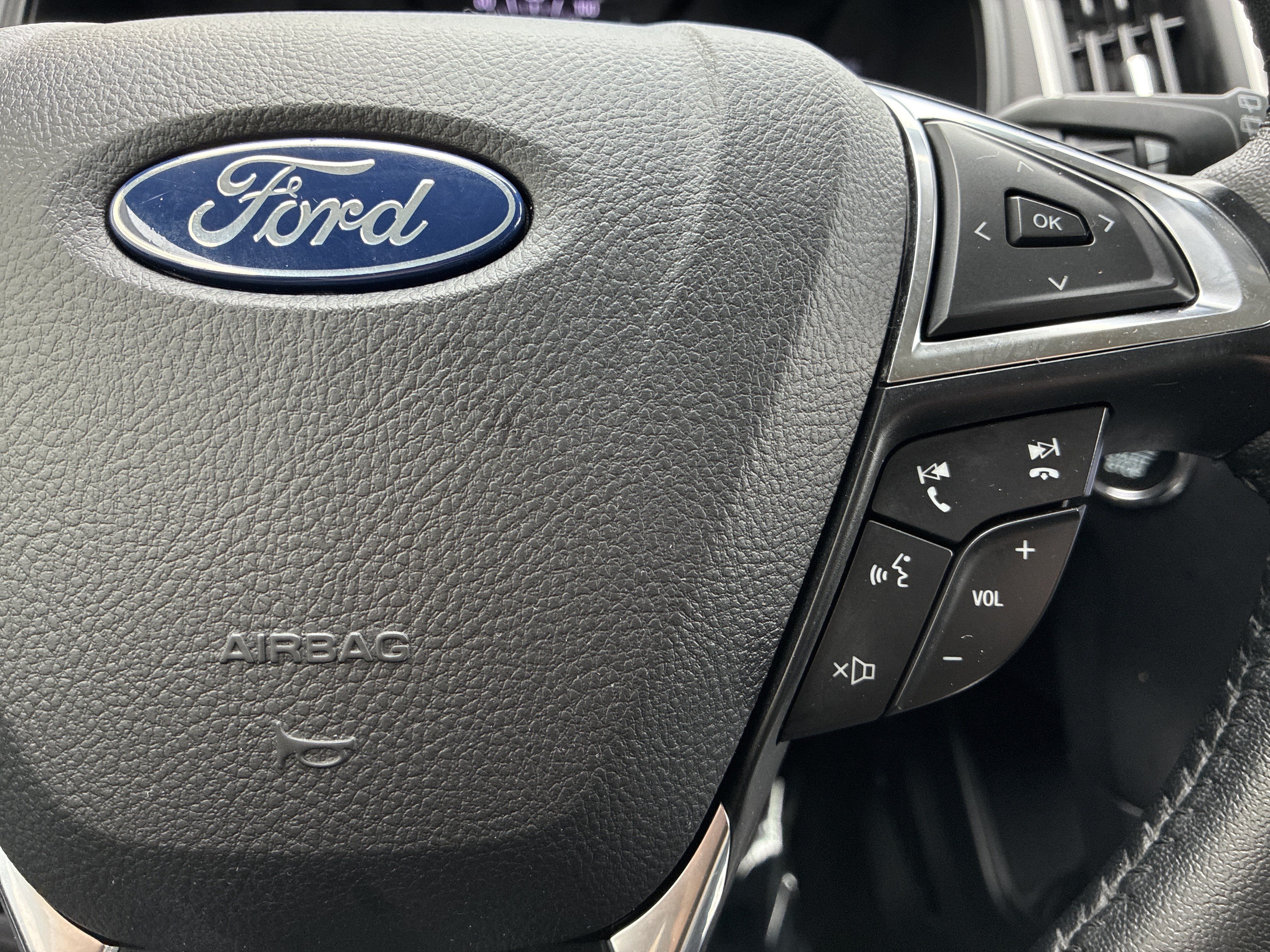 Used 2024 Ford Edge SEL AWD/4WD image 21