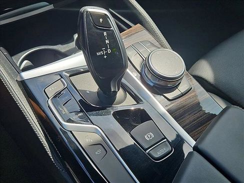 Used 2019 BMW M550i xDrive w/ Premium Package AWD/4WD image 12