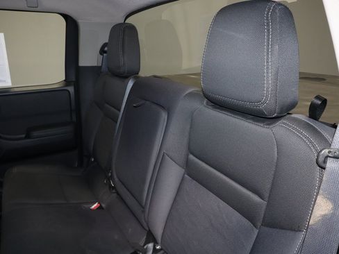 Used 2022 Nissan Frontier SV image 22