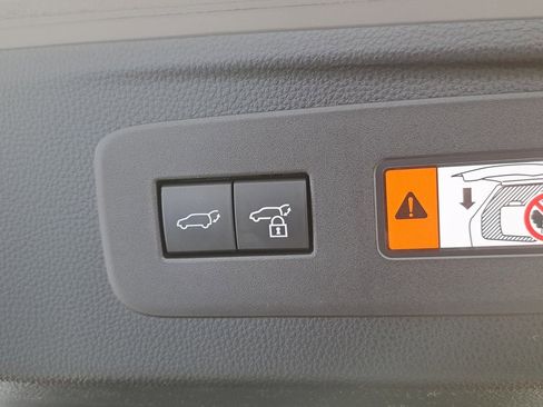 Used 2024 Lexus GX 550 image 35