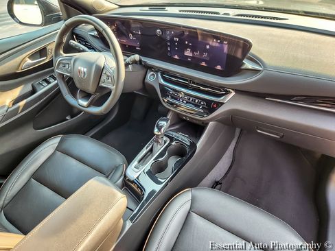 Used 2025 Buick Envista Avenir FWD image 23