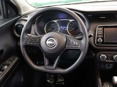 New 2025 Nissan Kicks Play S image 13