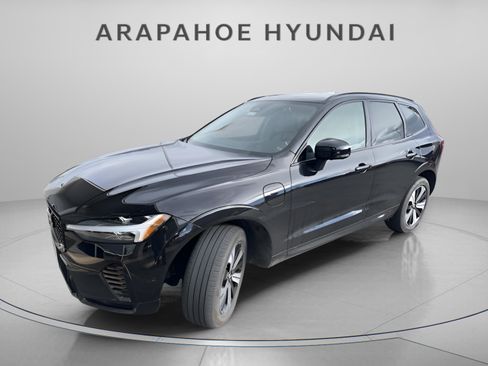Used 2024 Volvo XC60 T8 Plus w/ Protection Package Premier image 2