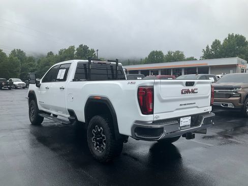 Used 2023 GMC Sierra 3500 SLT w/ SLT Premium Package AWD/4WD image 7