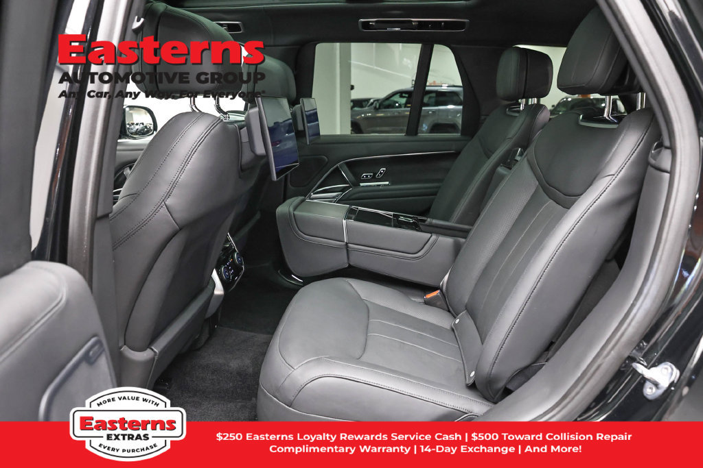 Used 2023 Land Rover Range Rover Autobiography AWD/4WD image 24