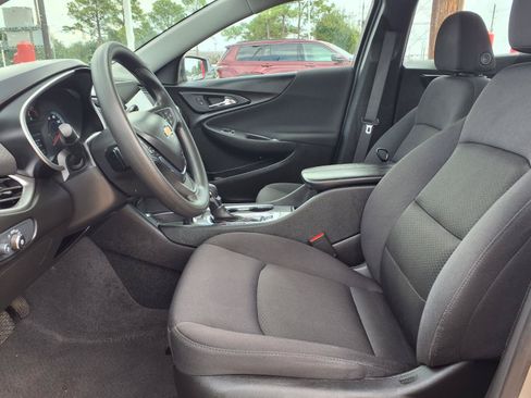 Used 2025 Chevrolet Malibu LT FWD image 20