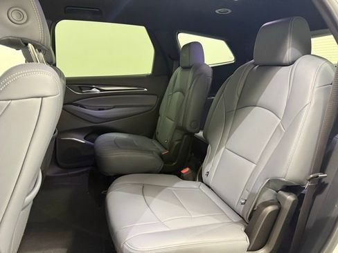 Certified 2024 Buick Enclave Essence image 27