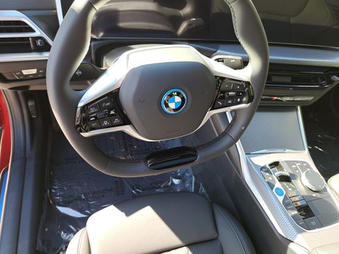 New 2025 BMW i4 eDrive40 w/ Premium Package image 17