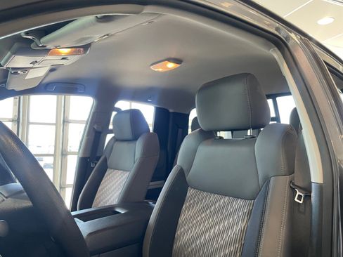 Used 2019 Toyota Tundra SR5 w/ SR5 Convenience Package image 30