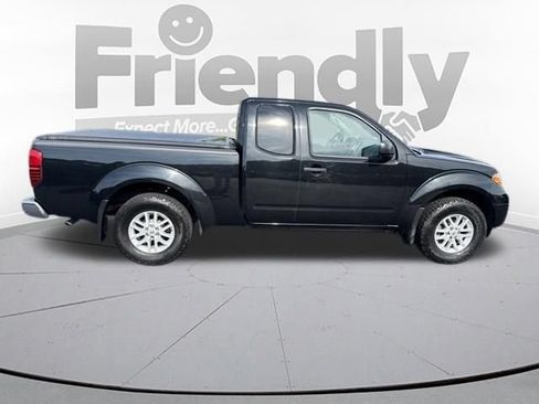 Used 2021 Nissan Frontier SV AWD/4WD image 6