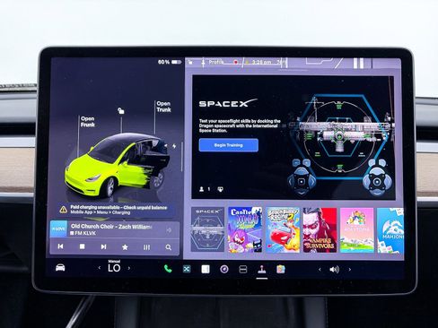 Used 2022 Tesla Model Y Long Range image 21