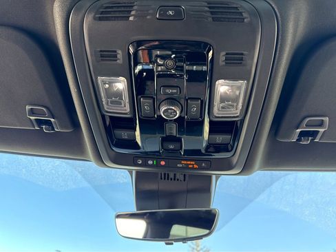 New 2026 GMC Yukon Denali w/ Denali Reserve Package image 25