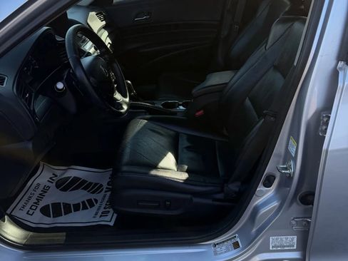 Used 2015 Acura ILX w/ Technology Package image 10