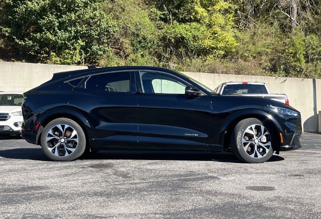 Used 2023 Ford Mustang Mach-E Premium AWD/4WD image 2