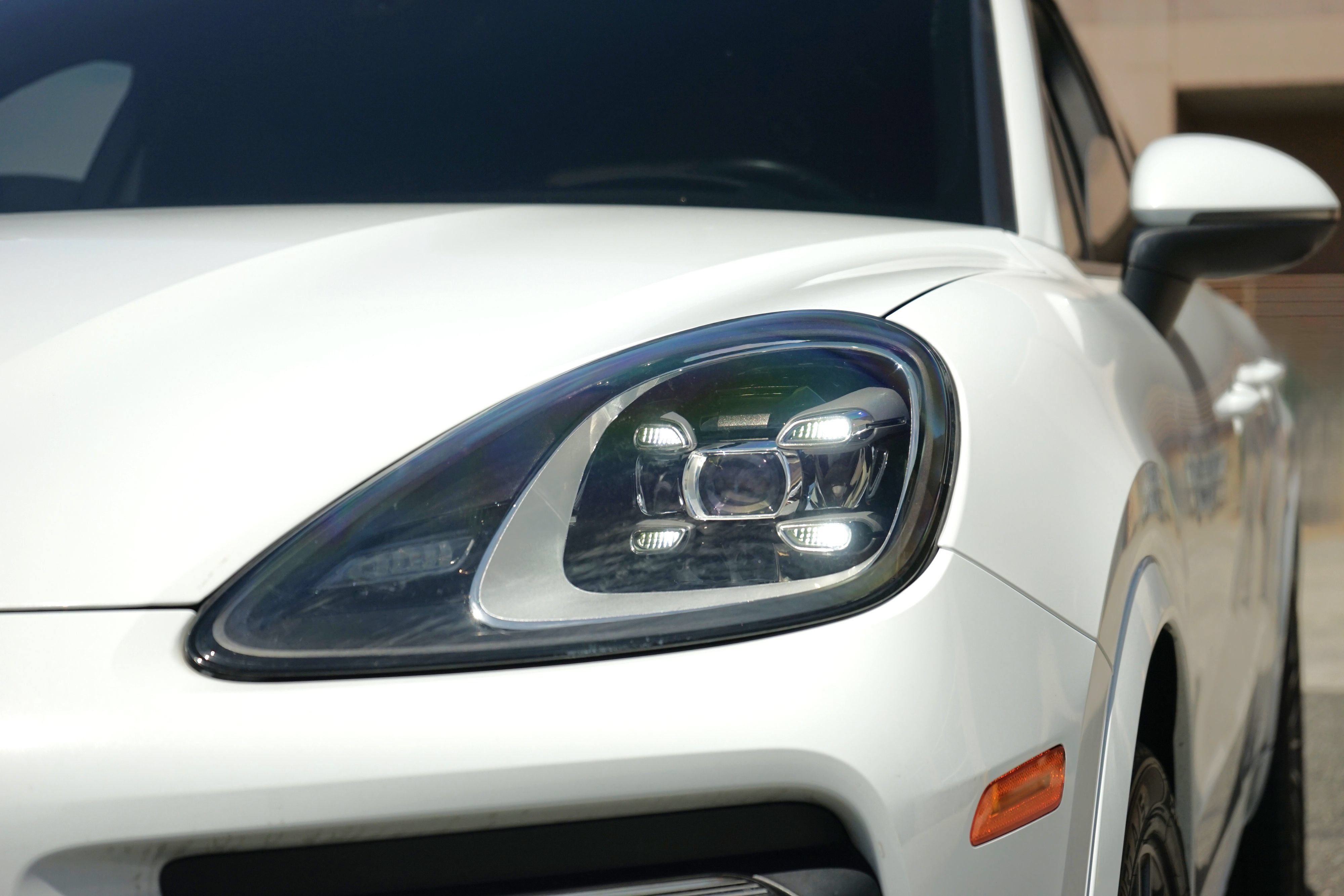 Used 2020 Porsche Cayenne S AWD/4WD image 8