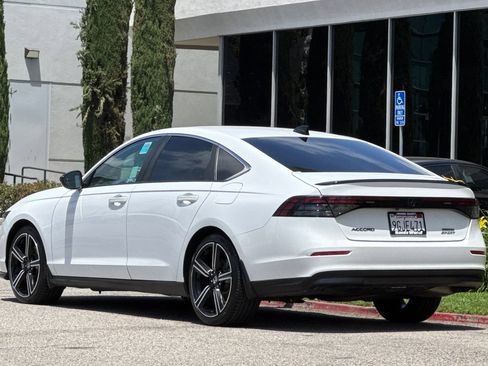 Used 2023 Honda Accord Sport image 6
