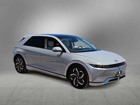 Certified 2024 Hyundai Ioniq 5 Limited RWD image 2