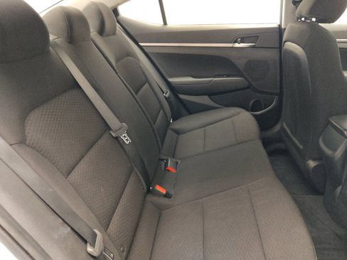 Used 2020 Hyundai Elantra SE w/ Cargo Package (C1) FWD image 19