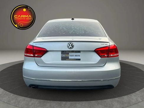 Used 2014 Volkswagen Passat TDI SE FWD image 4
