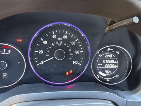 Used 2016 Honda HR-V LX image 18