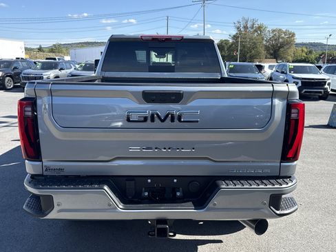 New 2026 GMC Sierra 2500 Denali Ultimate image 4