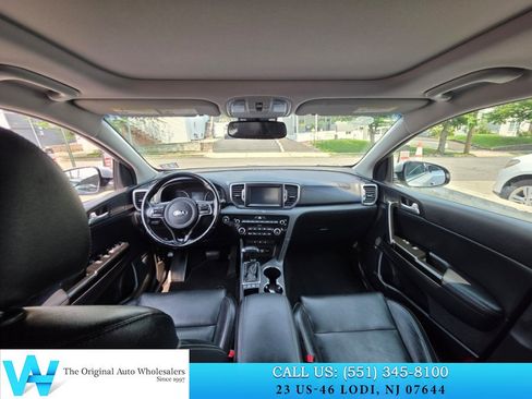 Used 2018 Kia Sportage EX w/ EX Premium Package AWD/4WD image 10