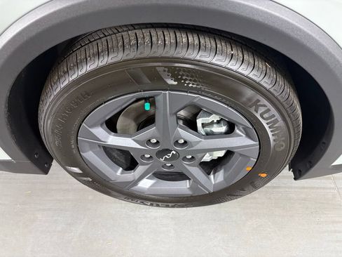 New 2026 Kia K4 FWD image 11