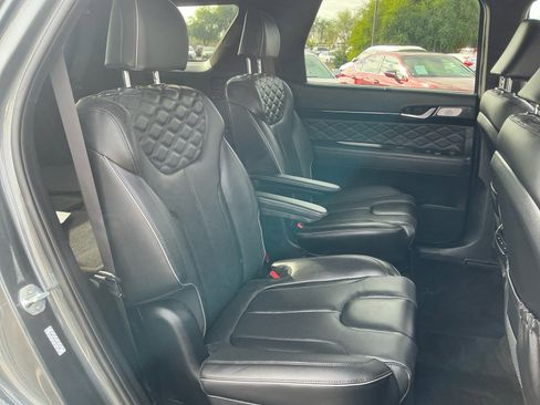 Used 2022 Hyundai Palisade Calligraphy w/ Cargo Package image 18