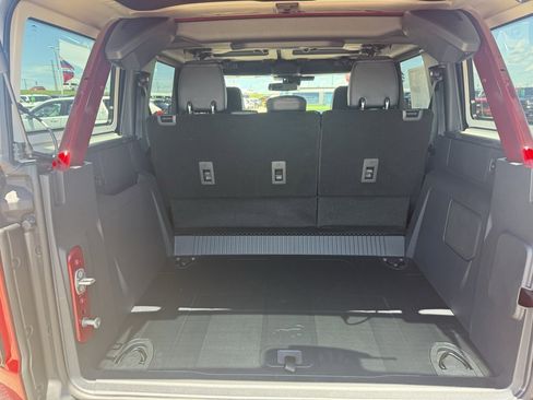 New 2025 Ford Bronco Badlands image 32