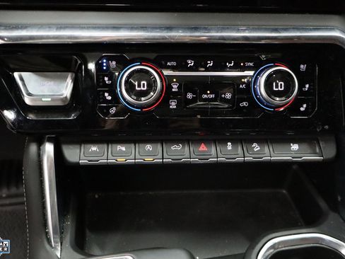 Used 2024 GMC Sierra 1500 Denali Ultimate image 19