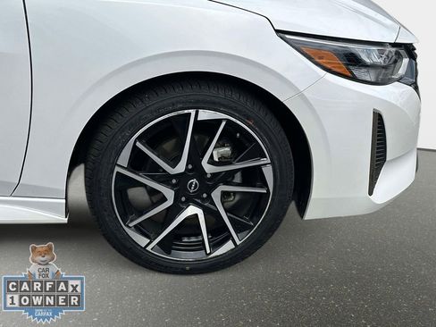 Used 2024 Nissan Sentra SR w/ SR Premium Package FWD image 12