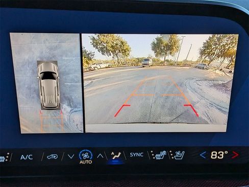 New 2026 Chevrolet Traverse RS image 16