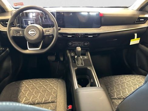 New 2026 Nissan Kicks SV w/ Cold Weather Package AWD/4WD image 11
