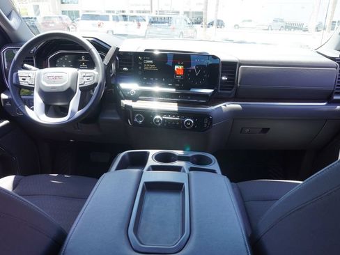 Certified 2024 GMC Sierra 1500 Elevation w/ X31 Off-Road Package AWD/4WD image 13
