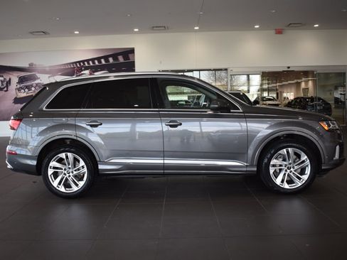 Used 2023 Audi Q7 2.0T Premium image 11