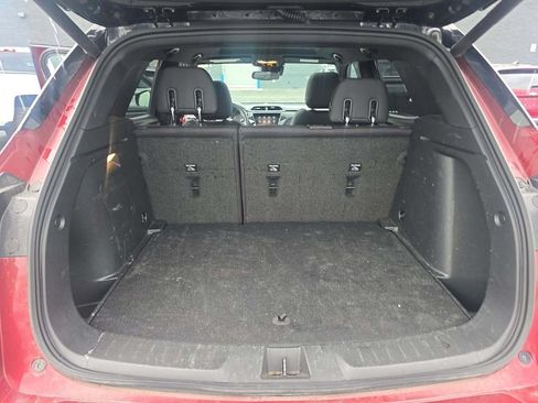Used 2023 Chevrolet TrailBlazer RS w/ Sun and Liftgate Package AWD/4WD image 7