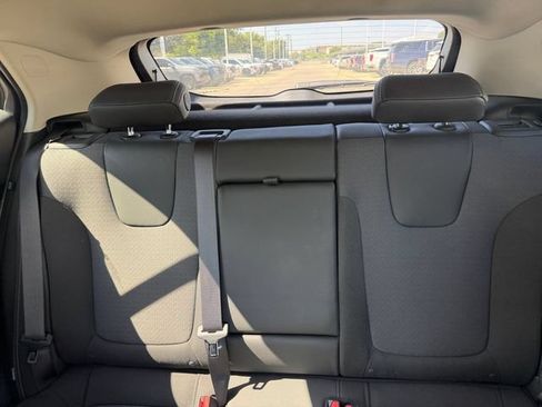 Used 2023 Buick Encore GX Select FWD image 13
