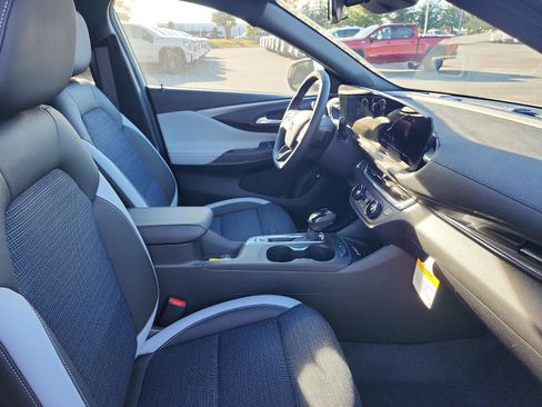 New 2026 Buick Envista Preferred image 6