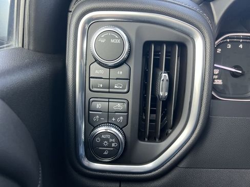 Certified 2020 GMC Sierra 1500 SLT w/ SLT Premium Package image 17